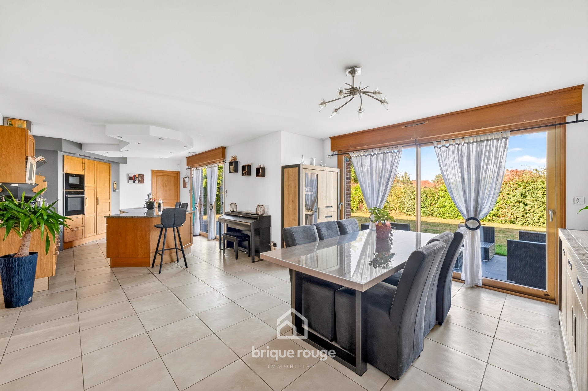 Superbe construction recente de 130 m Photo 3 - Brique Rouge Immobilier