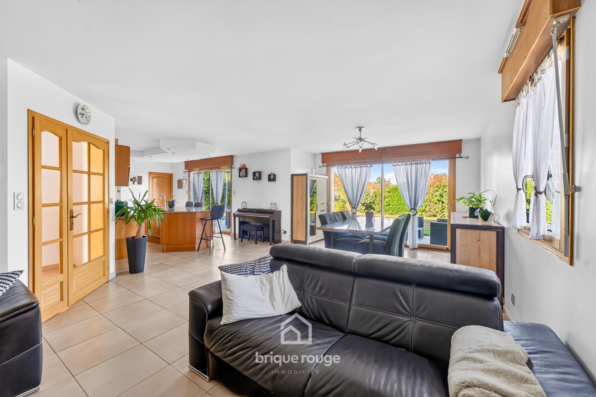 Superbe construction recente de 130 m Photo 4 - Brique Rouge Immobilier