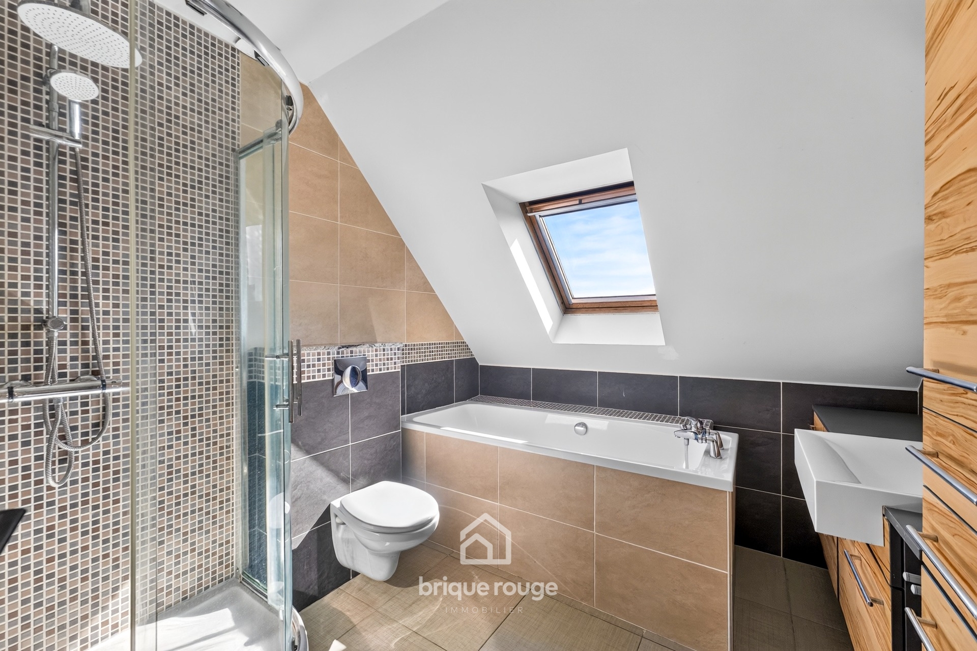 Une exclusivite brique rouge immobilier Photo 16 - Brique Rouge Immobilier Une exclusivite brique rouge immobilier Photo 16 - Brique Rouge Immobilier