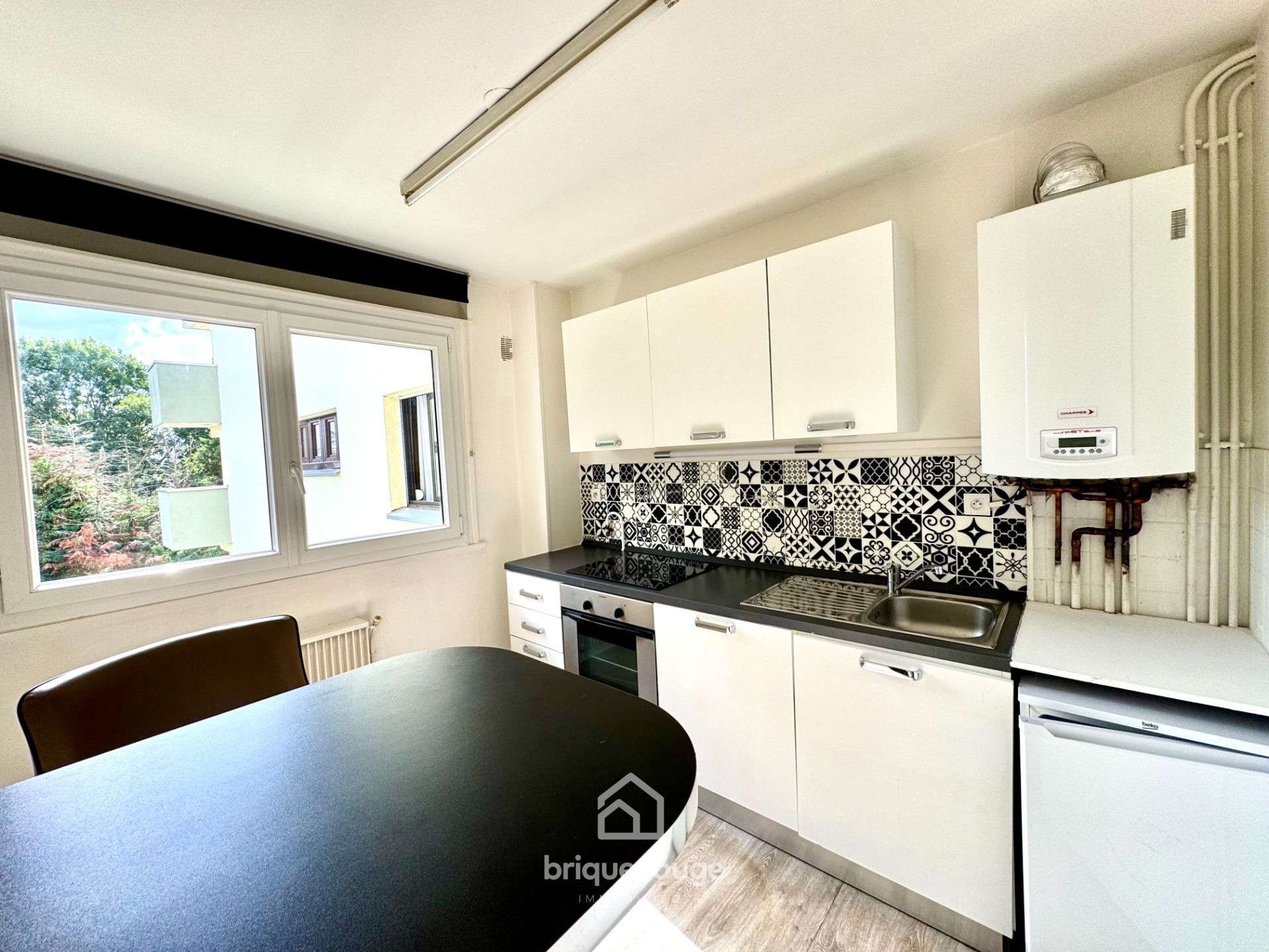 Appartement t2 jardin public bethune Photo 1 - Brique Rouge Immobilier Appartement t2 jardin public bethune Photo 1 - Brique Rouge Immobilier