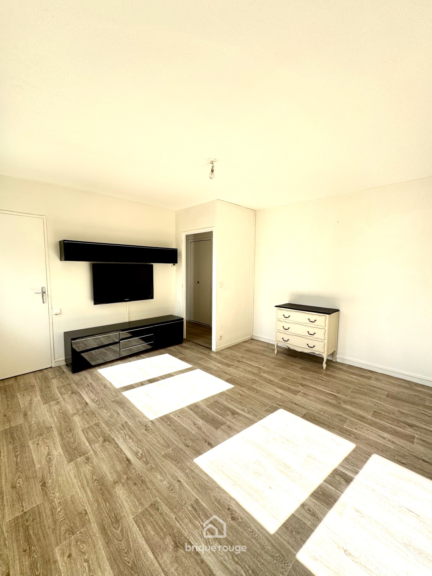 Appartement t2 jardin public bethune Photo 2 - Brique Rouge Immobilier Appartement t2 jardin public bethune Photo 2 - Brique Rouge Immobilier