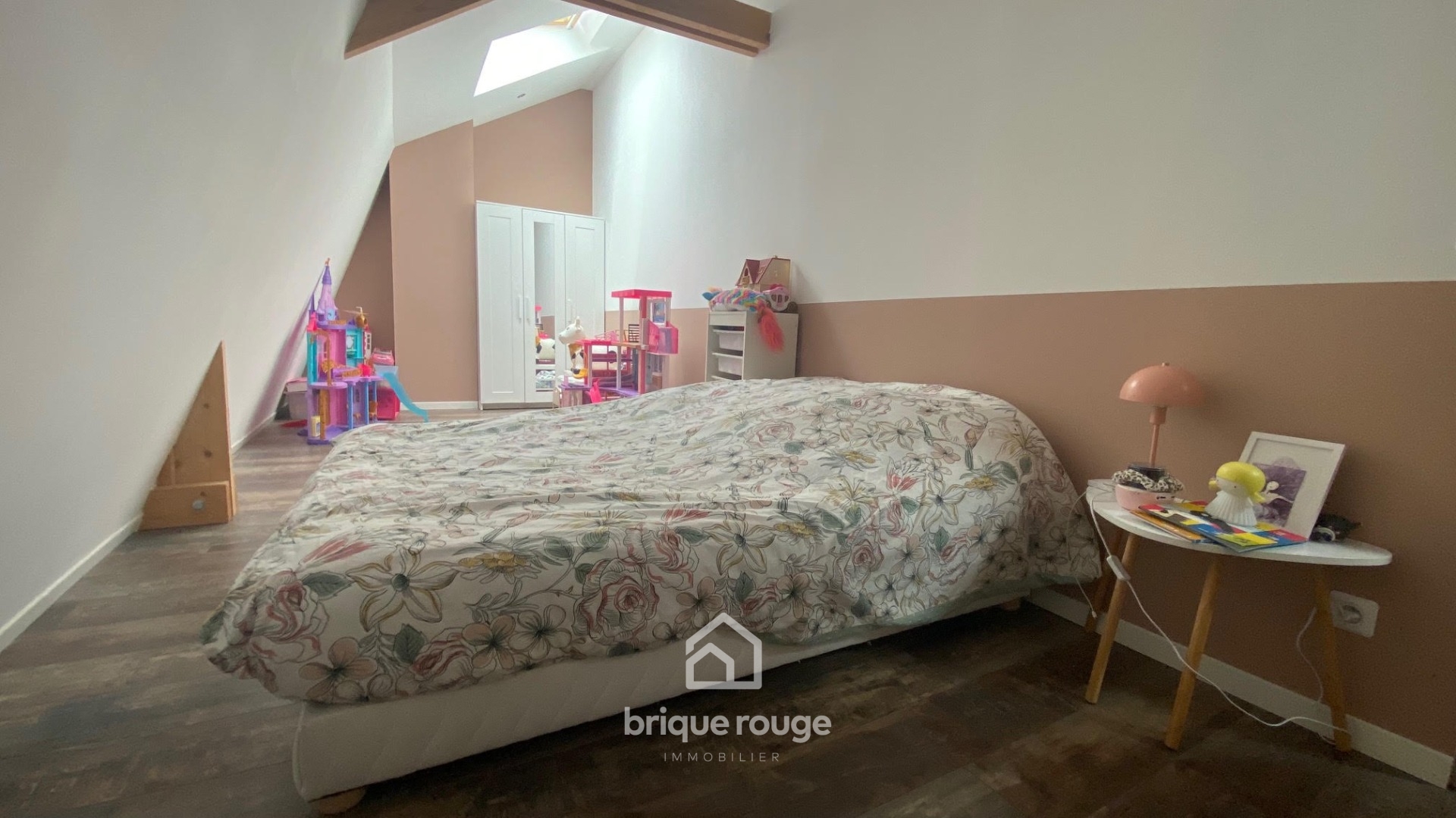 Magnifique maison avec piscine et jacuzzi jardin garage Photo 10 - Brique Rouge Immobilier Magnifique maison avec piscine et jacuzzi jardin garage Photo 10 - Brique Rouge Immobilier