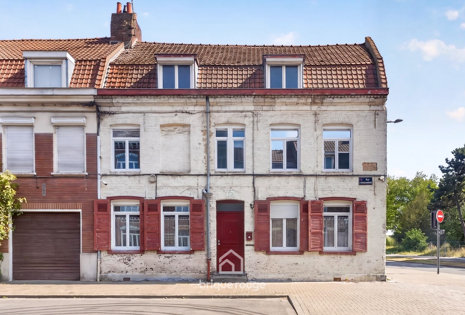 Large maison de ville avec gros potentiel Photo 1 - Brique Rouge Immobilier Large maison de ville avec gros potentiel Photo 1 - Brique Rouge Immobilier