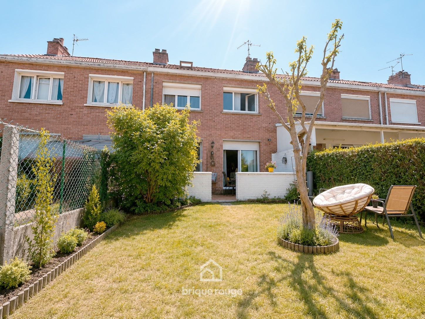 Maison 4 chambres idealement situee avec garage Photo 7 - Brique Rouge Immobilier Maison 4 chambres idealement situee avec garage Photo 7 - Brique Rouge Immobilier