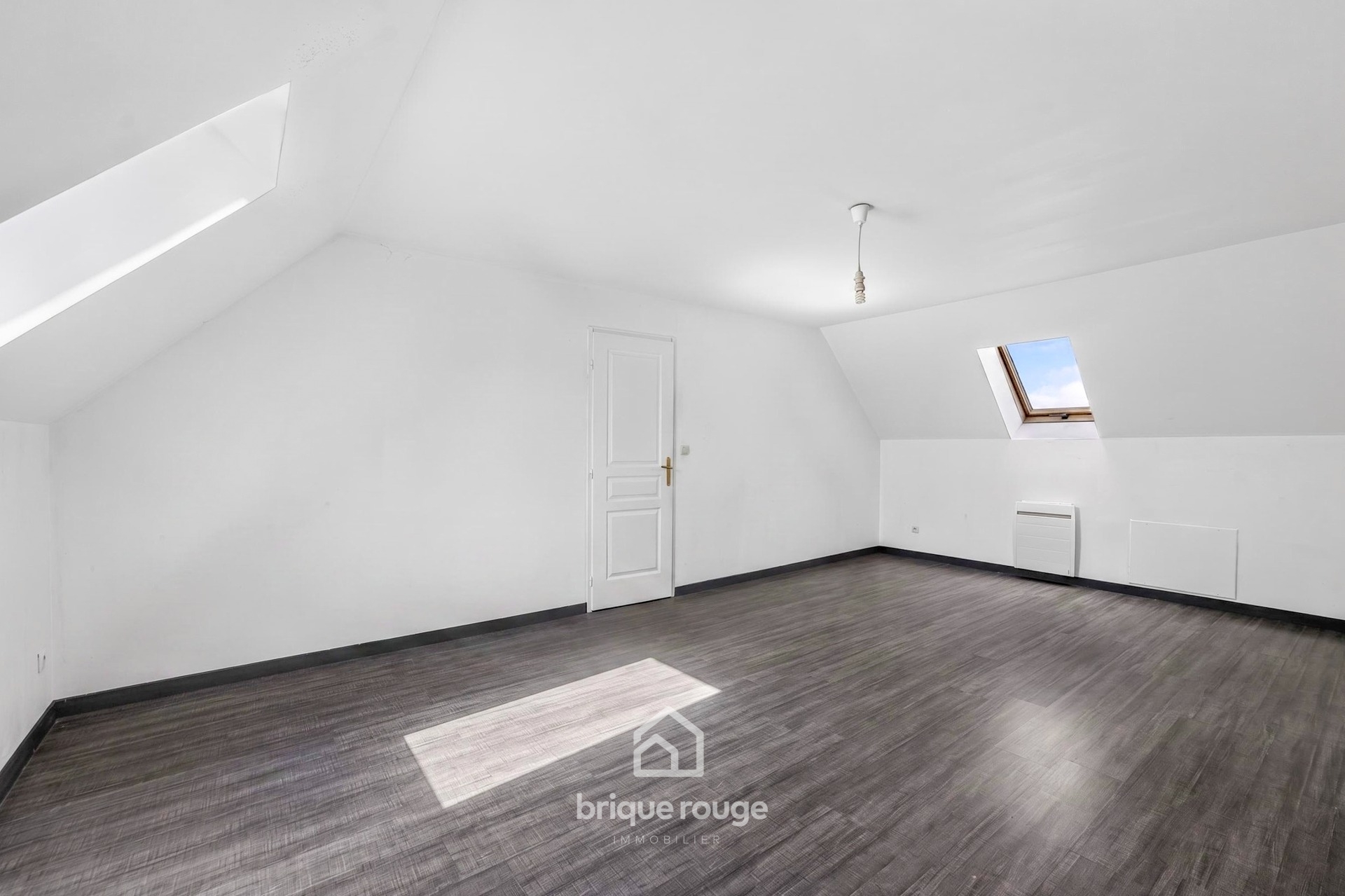 Individuelle 5 chambres jardin vue sur champs et garage Photo 10 - Brique Rouge Immobilier