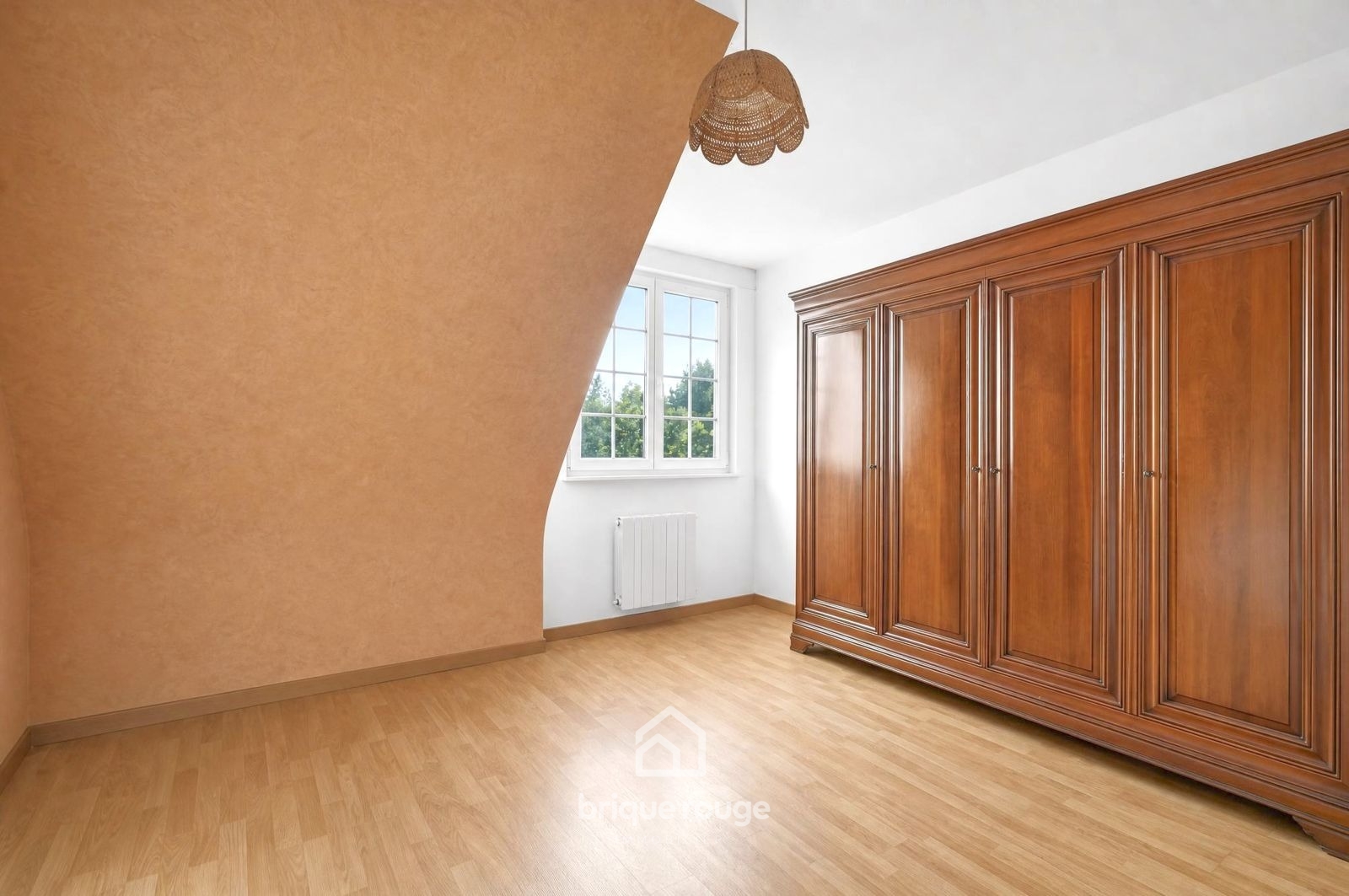 Superbe propriete de semi plain pied sur parc de 2000m Photo 10 - Brique Rouge Immobilier Superbe propriete de semi plain pied sur parc de 2000m Photo 10 - Brique Rouge Immobilier