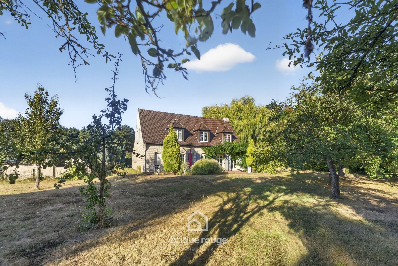 Superbe propriete de semi plain pied sur parc de 2000m Photo 16 - Brique Rouge Immobilier Superbe propriete de semi plain pied sur parc de 2000m Photo 16 - Brique Rouge Immobilier