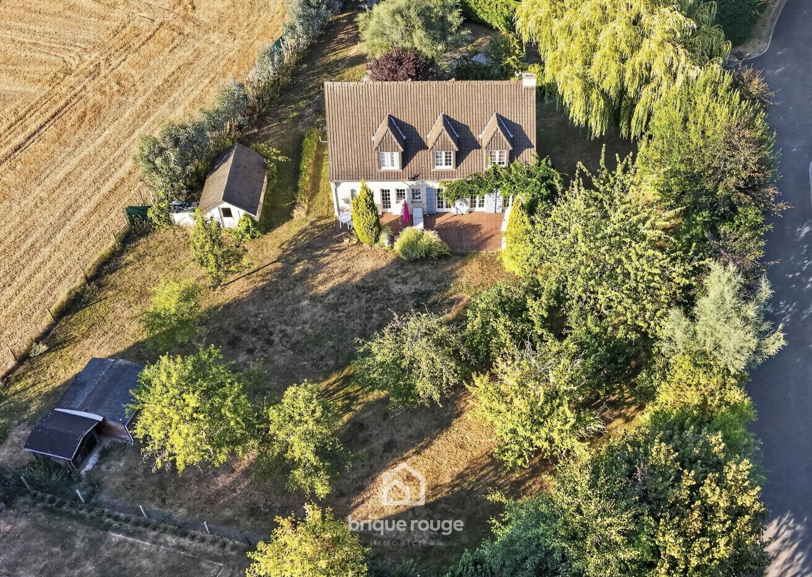Superbe propriete de semi plain pied sur parc de 2000m Photo 19 - Brique Rouge Immobilier Superbe propriete de semi plain pied sur parc de 2000m Photo 19 - Brique Rouge Immobilier