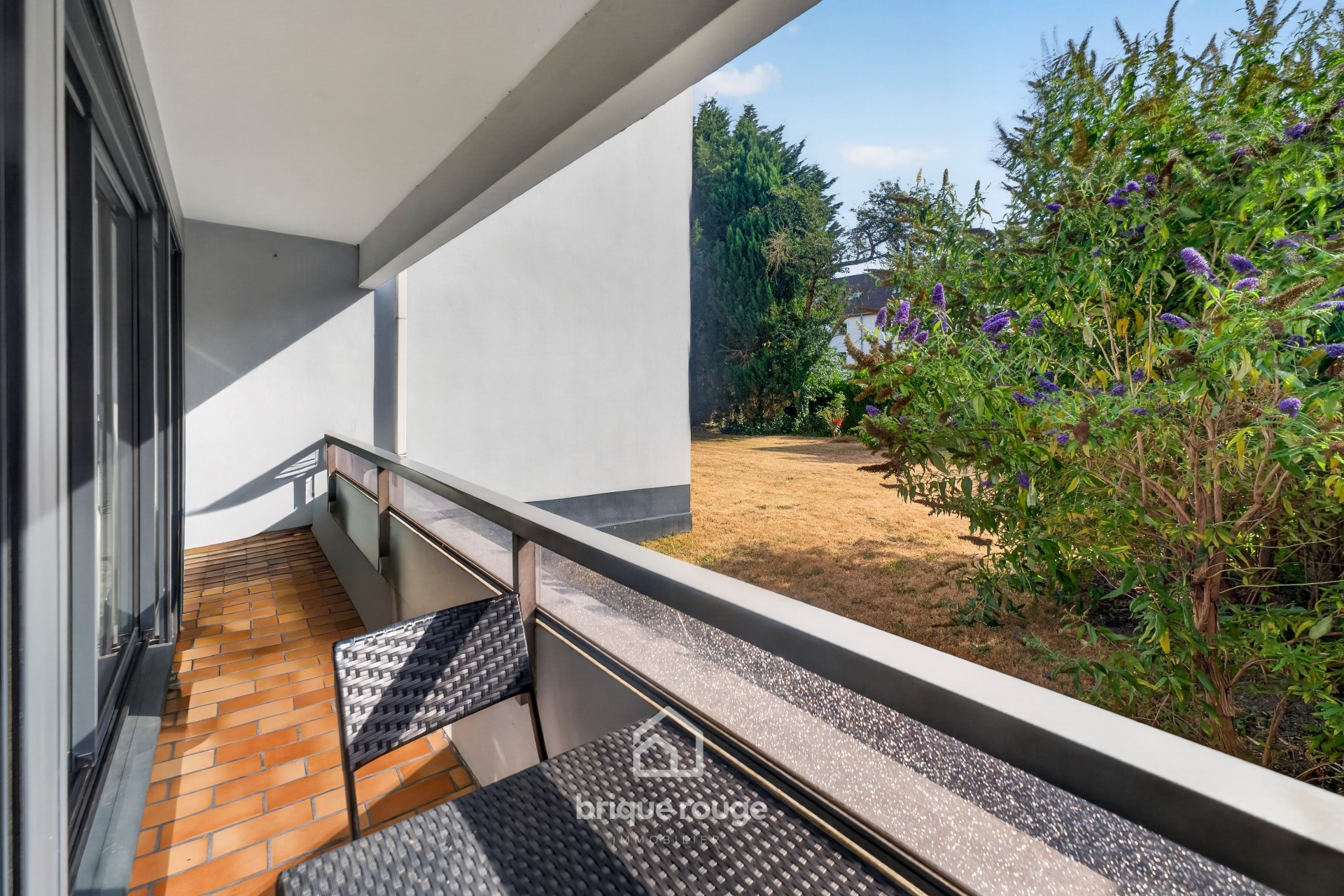 Appartement 68 m en rdc 2 chambres entierement renove Photo 4 - Brique Rouge Immobilier