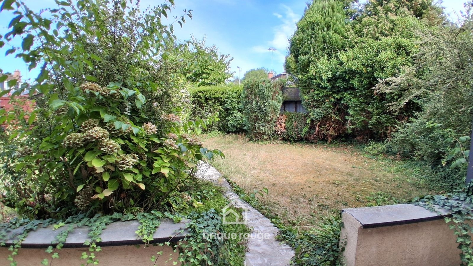 Charmante maison des annees 70 avec jardin et garage Photo 9 - Brique Rouge Immobilier Charmante maison des annees 70 avec jardin et garage Photo 9 - Brique Rouge Immobilier