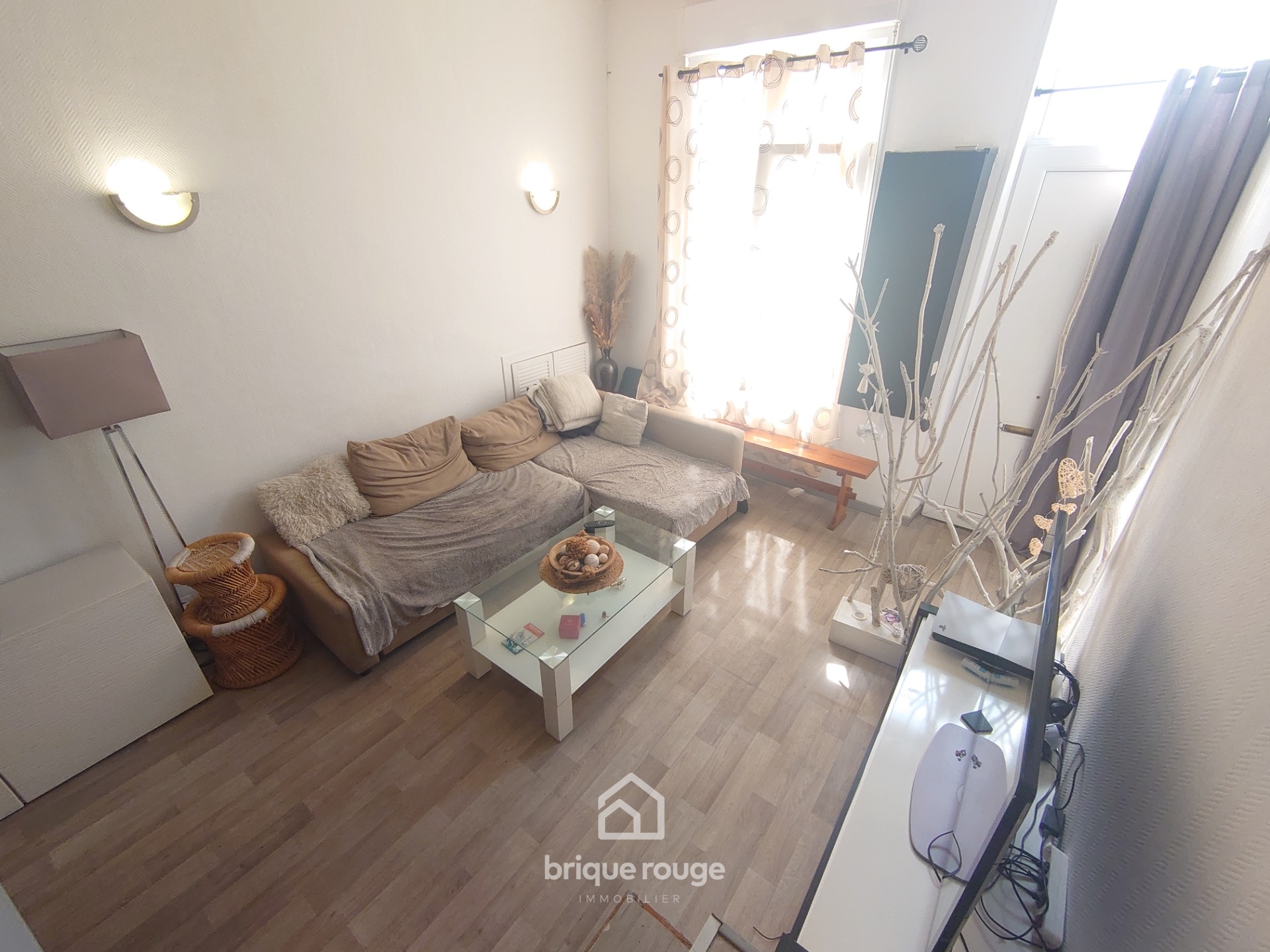 Charmante maison de ville dans secteur prise  Photo 1 - Brique Rouge Immobilier