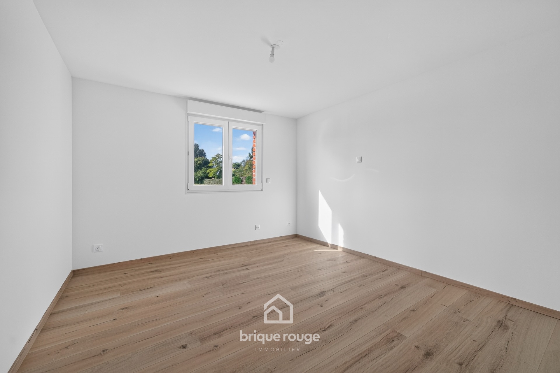 Une exclusivite brique rouge immobilier Photo 12 - Brique Rouge Immobilier Une exclusivite brique rouge immobilier Photo 12 - Brique Rouge Immobilier