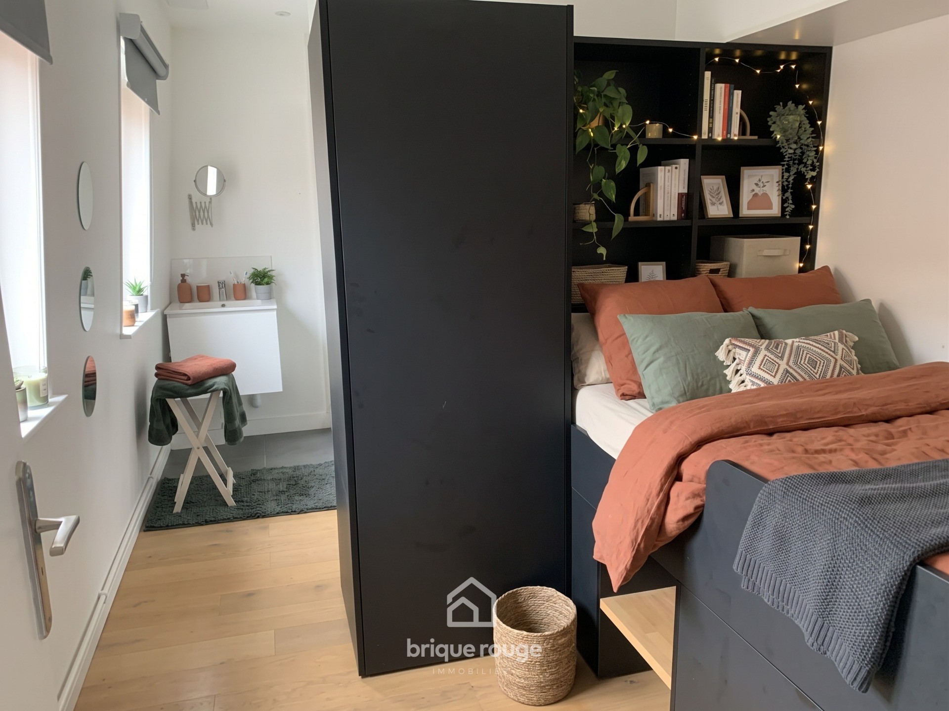 Grand appartement t4 coeur du vieux lille Photo 2 - Brique Rouge Immobilier Grand appartement t4 coeur du vieux lille Photo 2 - Brique Rouge Immobilier
