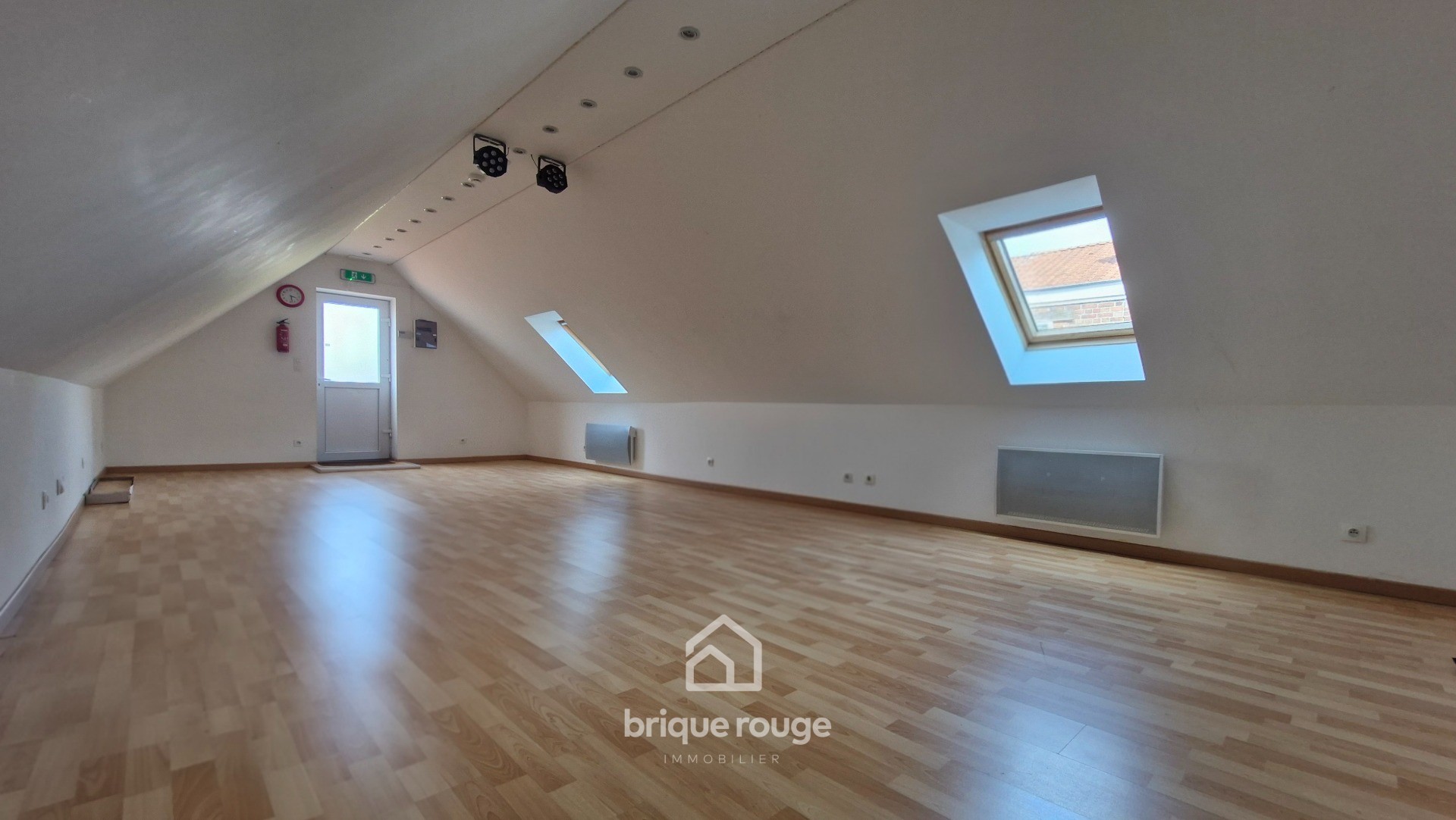 Belle 1930 type corps de ferme  proximite des weppes Photo 16 - Brique Rouge Immobilier
