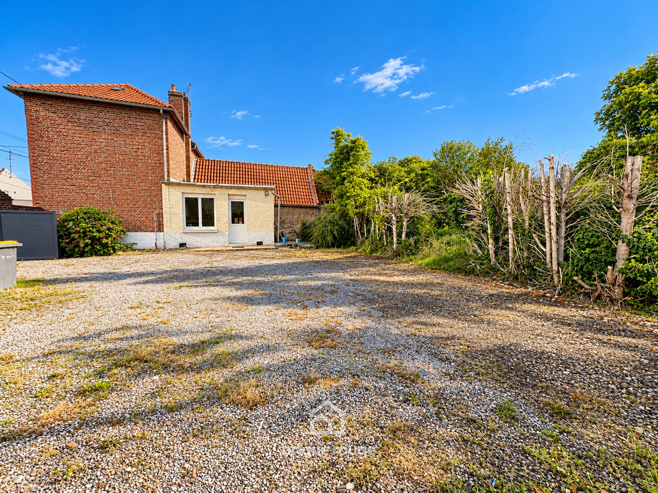 Ferme avec dependances sur 3120m Photo 3 - Brique Rouge Immobilier Ferme avec dependances sur 3120m Photo 3 - Brique Rouge Immobilier